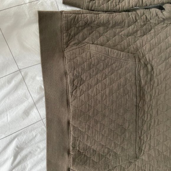 Roots CABIN to City Quilted Sweatshirt GUC Size Med Olive Green/Taupe Brown - Picture 6 of 13